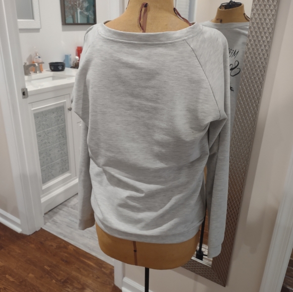 Sweater - Picture 2 of 3